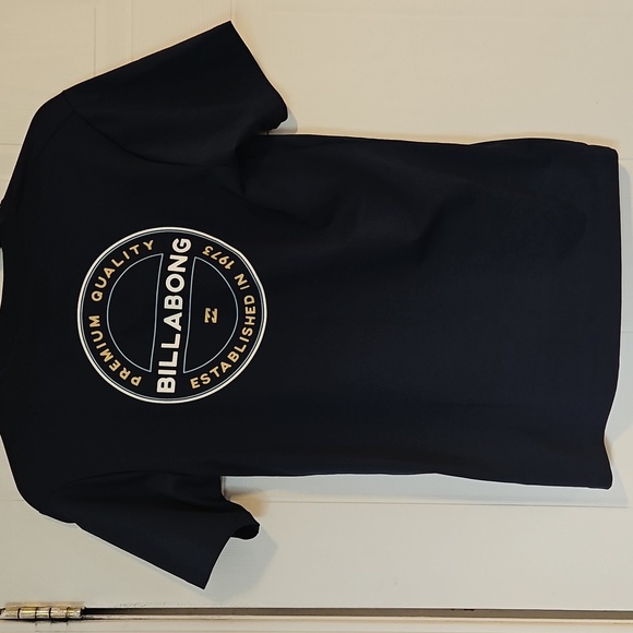 Billabong T-shirt Uvsurf small Get Ready For Summer! UPF 50 Sun Protection - Picture 6 of 6